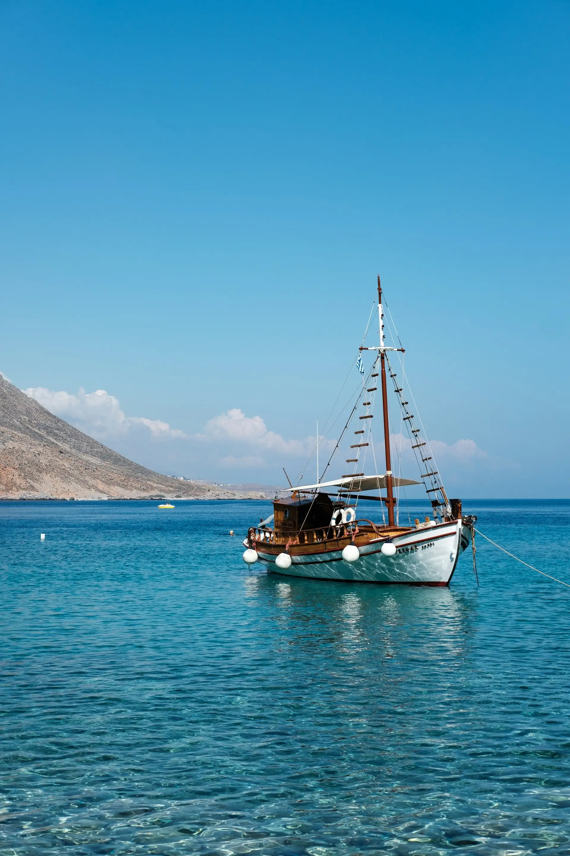Boat Rental in Milos: Everything You Need to Know